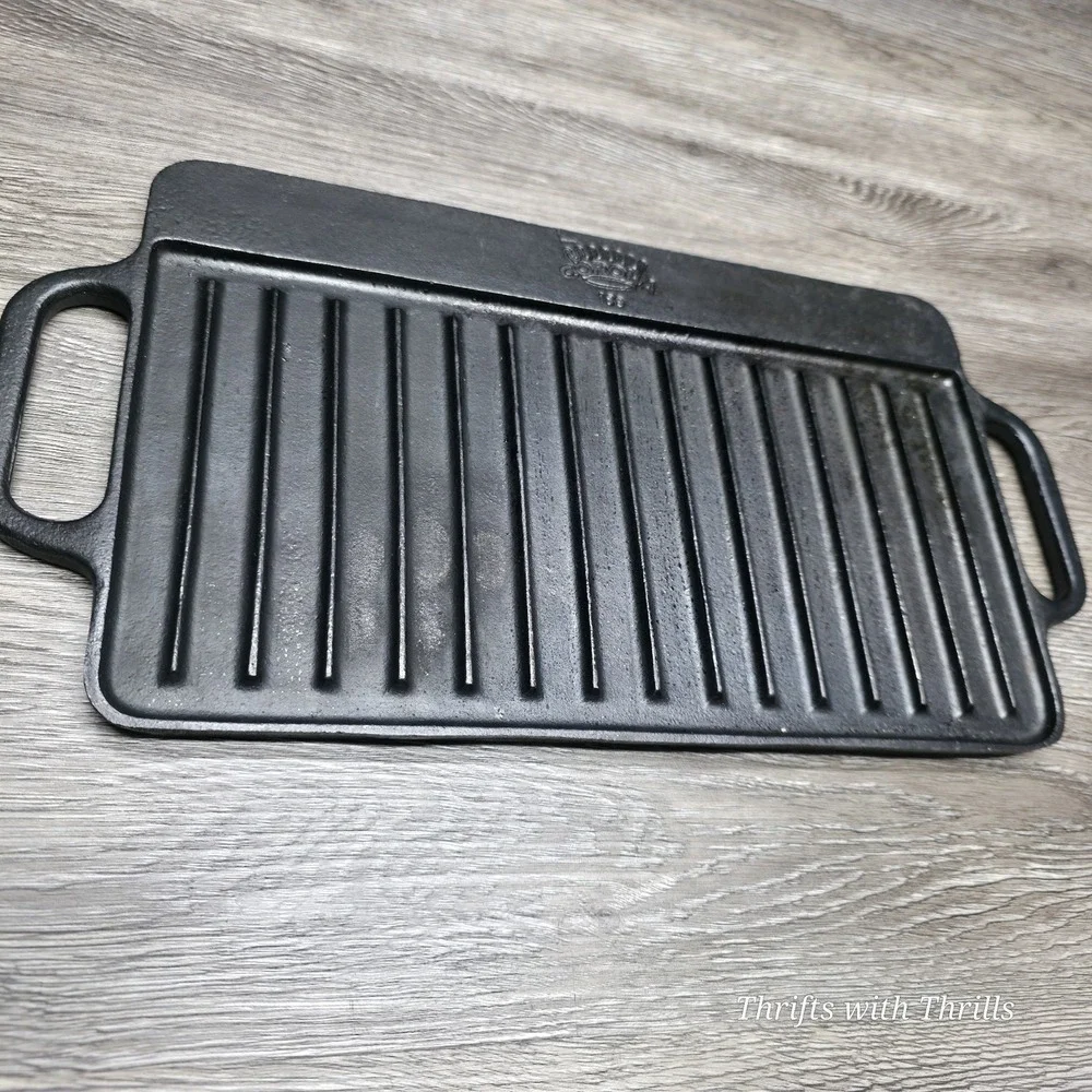 Corona Cast Iron Reversible Griddle 189 Black 12.75x7.75 Outdoor Grill Pan